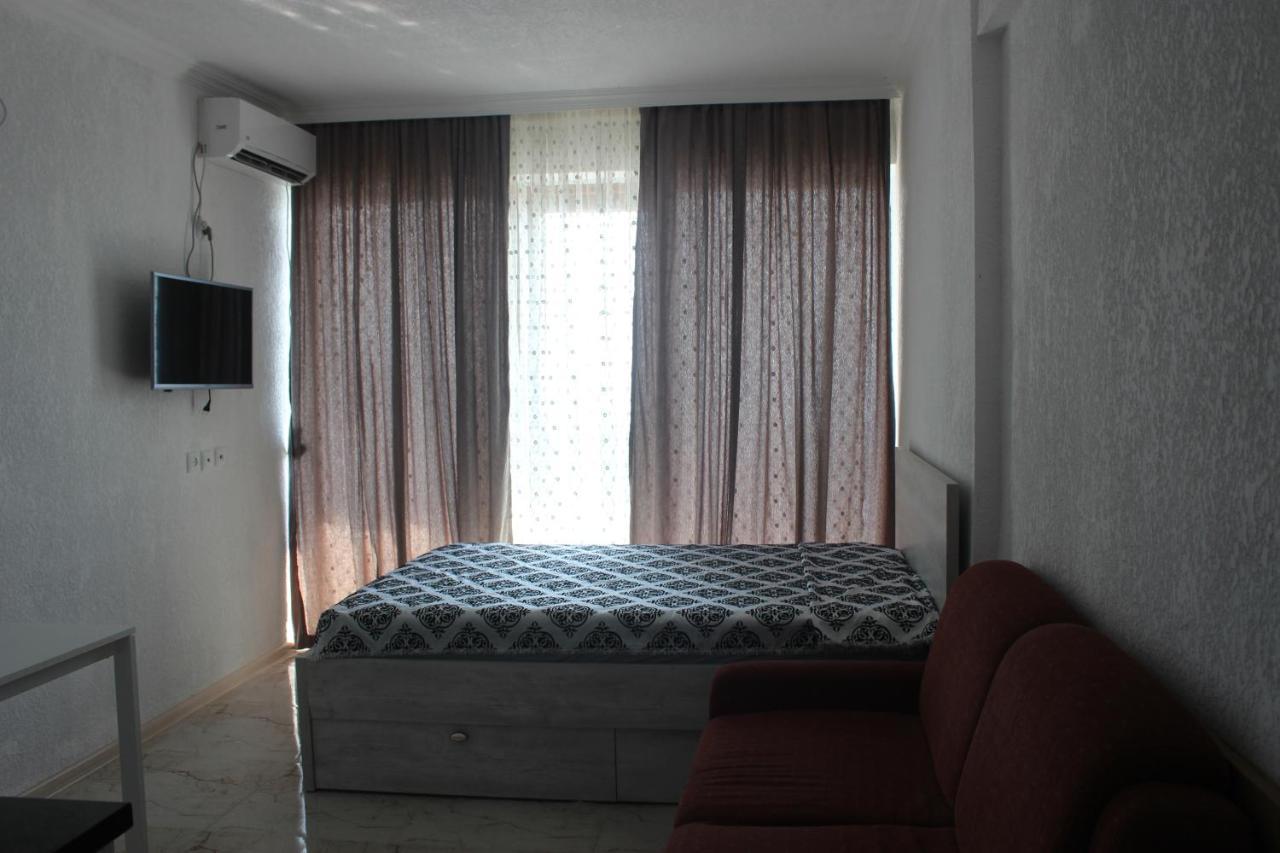 Apartment On The Back Sea Batumi Eksteriør bilde