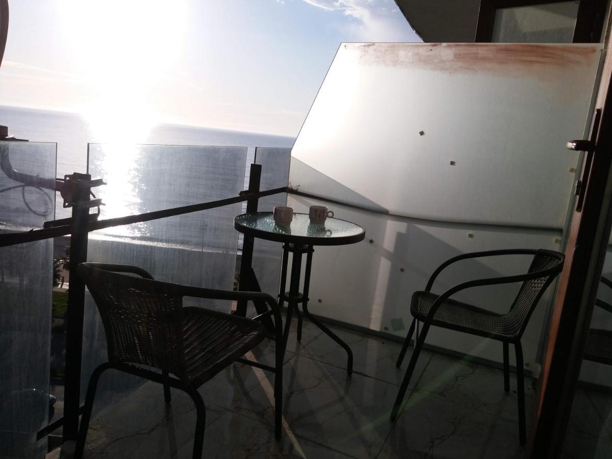 Apartment On The Back Sea Batumi Eksteriør bilde